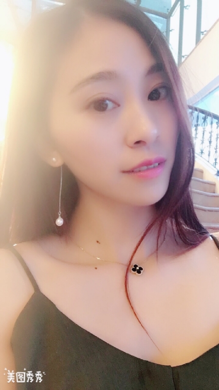 隨風的云的第一张照片--香港红颜知己交友网