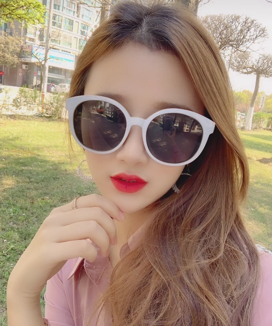 唐小小的第二张照片--香港红颜知己交友网