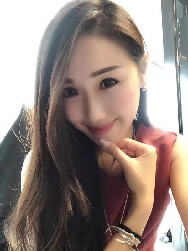 彩蝶的第一张照片--香港红颜知己交友网