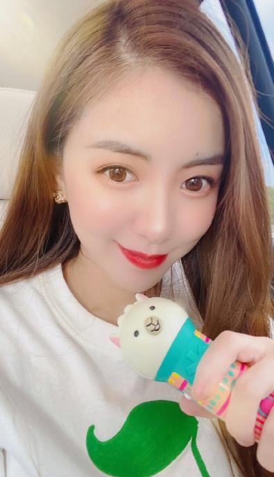 一粒沙的第一张照片--香港红颜知己交友网