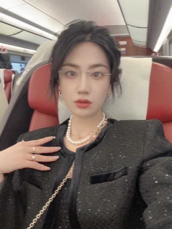 Alma的第三张照片--香港红颜知己交友网