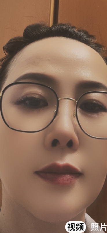 水女人的第一张照片--香港红颜知己交友网